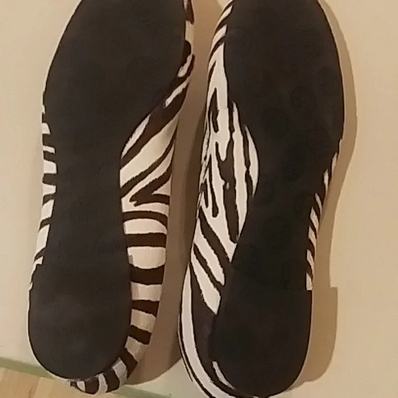 Tory Burch fur flats - Picture 5 of 7